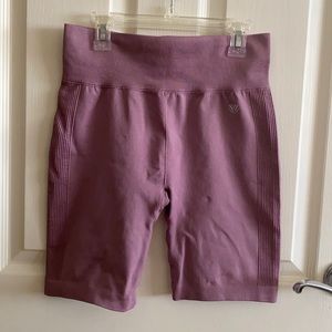 Forever21 Activewear Women’s Bike Shorts in Purple, Size Medium NWOT
